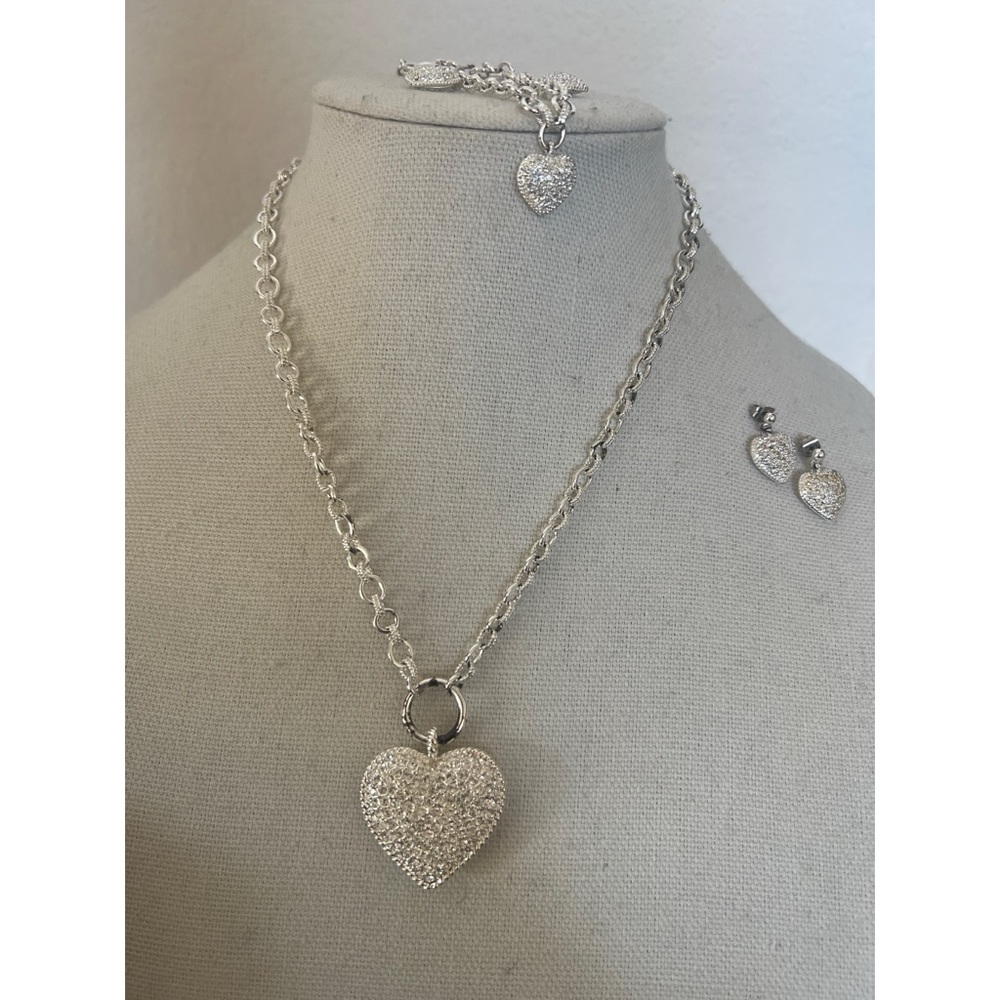 Heart Pavé Pendant Necklace and Stud Earring Set - Silver